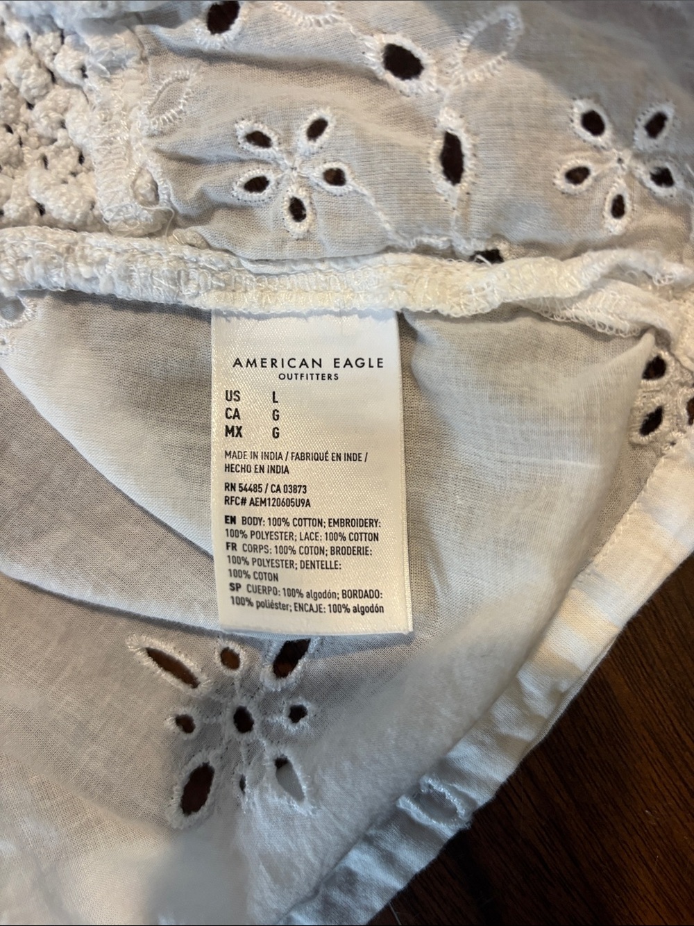 American Eagle Outfitters White Embroidered Buttoned Crop Top - Picture 7 of 7